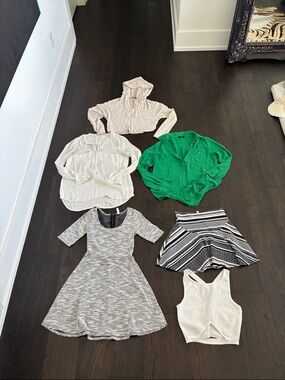 Zara Bright Green V-Neck Blouse